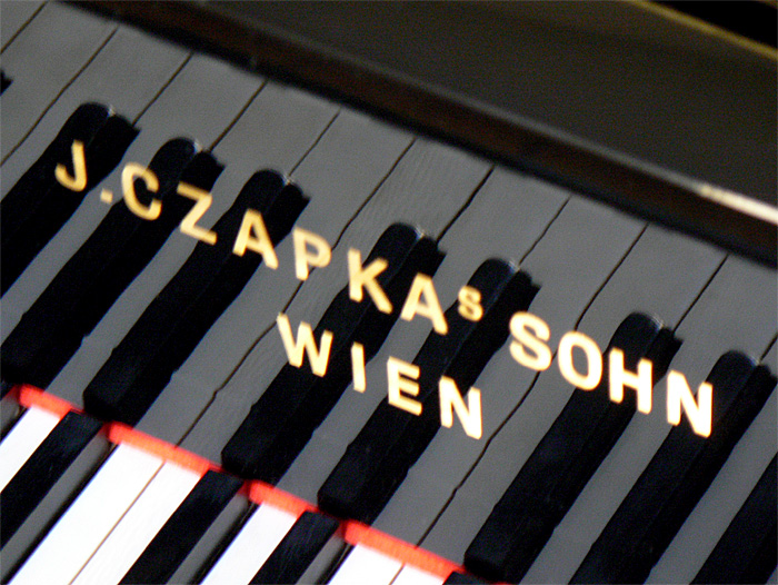 Ulla Herpers Klavier Czapka-Flügel